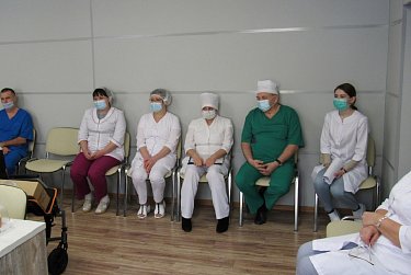 Поддержать медработников